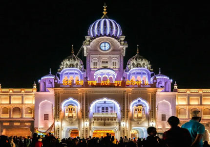 Sacred Gurudwaras Tour